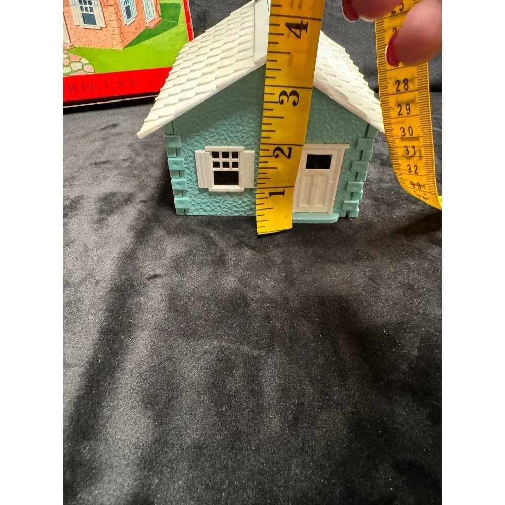 Plasticville Cape Cod House 1502 89